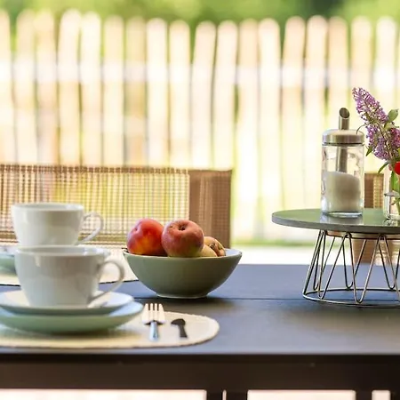 Holiday home Silent Peak Lodge, Holzhaus In Traumlage, 180qm Kottmannsdorf