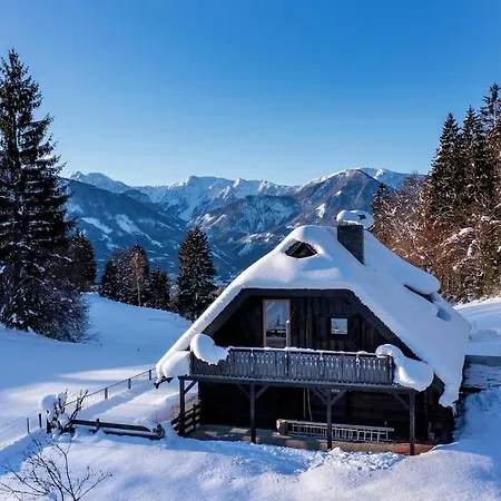 Holiday home Silent Peak Lodge, Holzhaus In Traumlage, 180qm